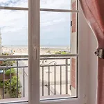 Appartement L'hotel De Paris By Interhome *