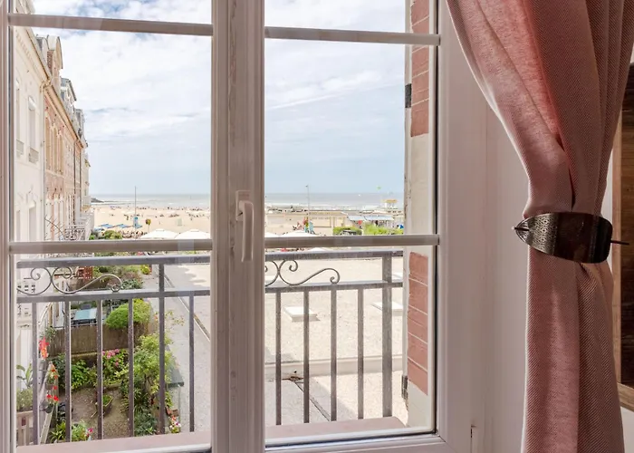 公寓 L'hotel De Paris By Interhome *