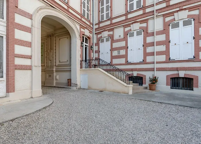 L'hotel De Paris By Interhome *