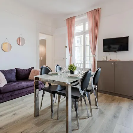 L'hotel De Paris By Interhome