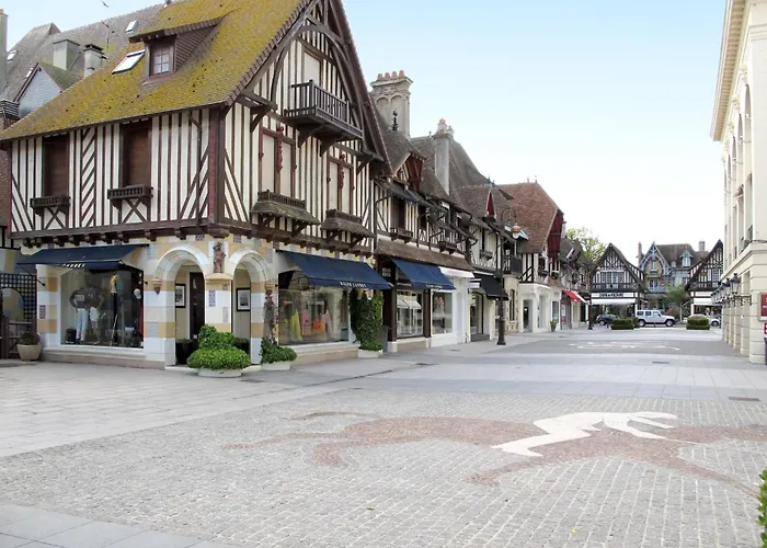 Apartment L'hotel De Paris By Interhome