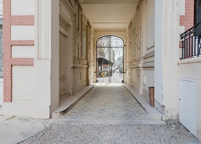 L'hotel De Paris By Interhome Apartment *